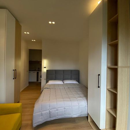 Cozycomfy Studio Tirana Exteriör bild